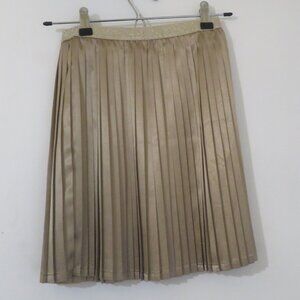 NWOT Oaks of Acorn Gold Pleat Skirt with Elastic Shimmer Waistband